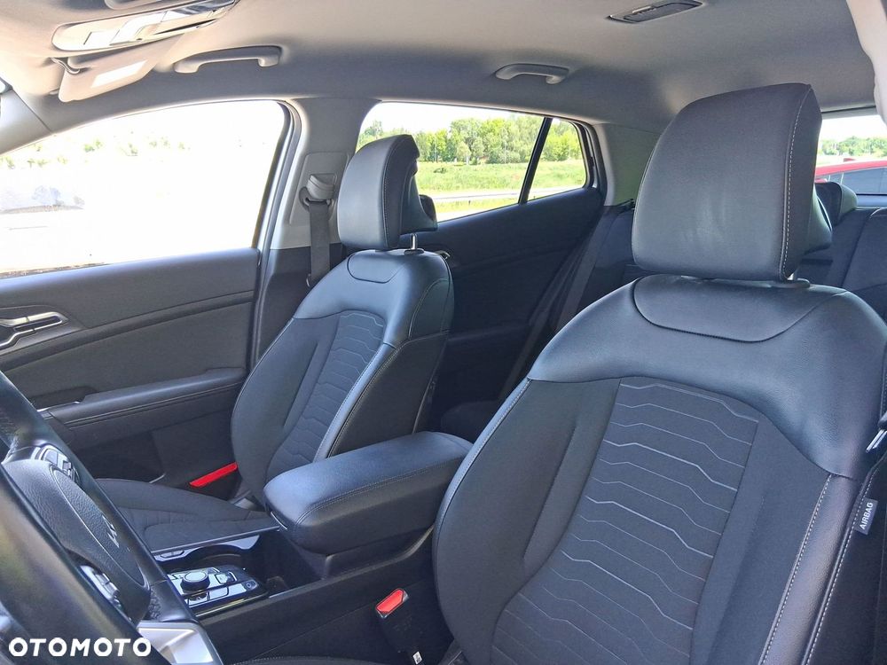 Kia Sportage 1.6 T-GDI MHEV Business Line 2WD DCT - 12