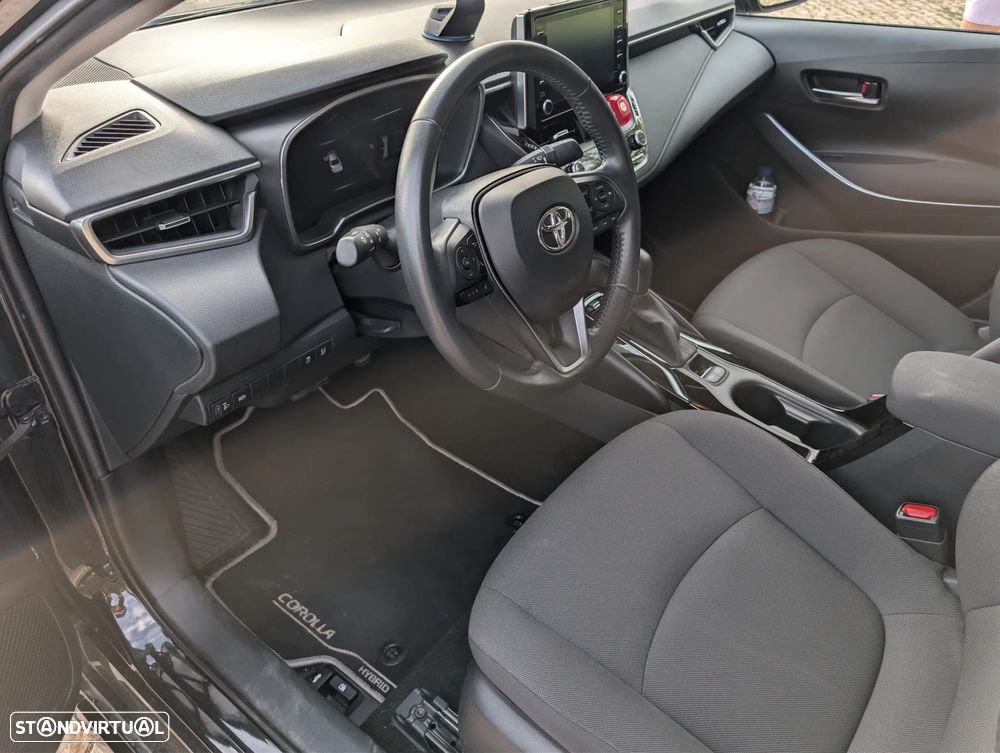 Toyota Corolla SD 1.8 Hybrid Luxury - 13