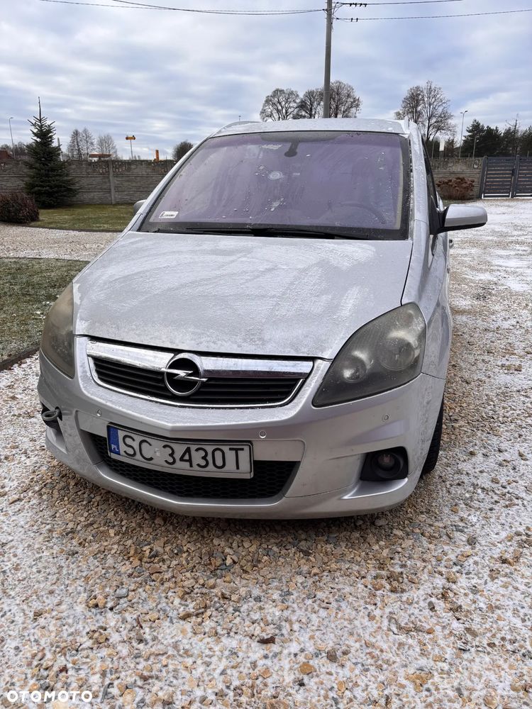 Opel Zafira 1.7 CDTI Cosmo - 1