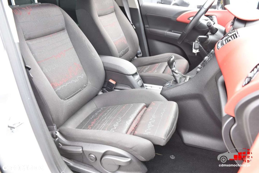 Opel Meriva - 22