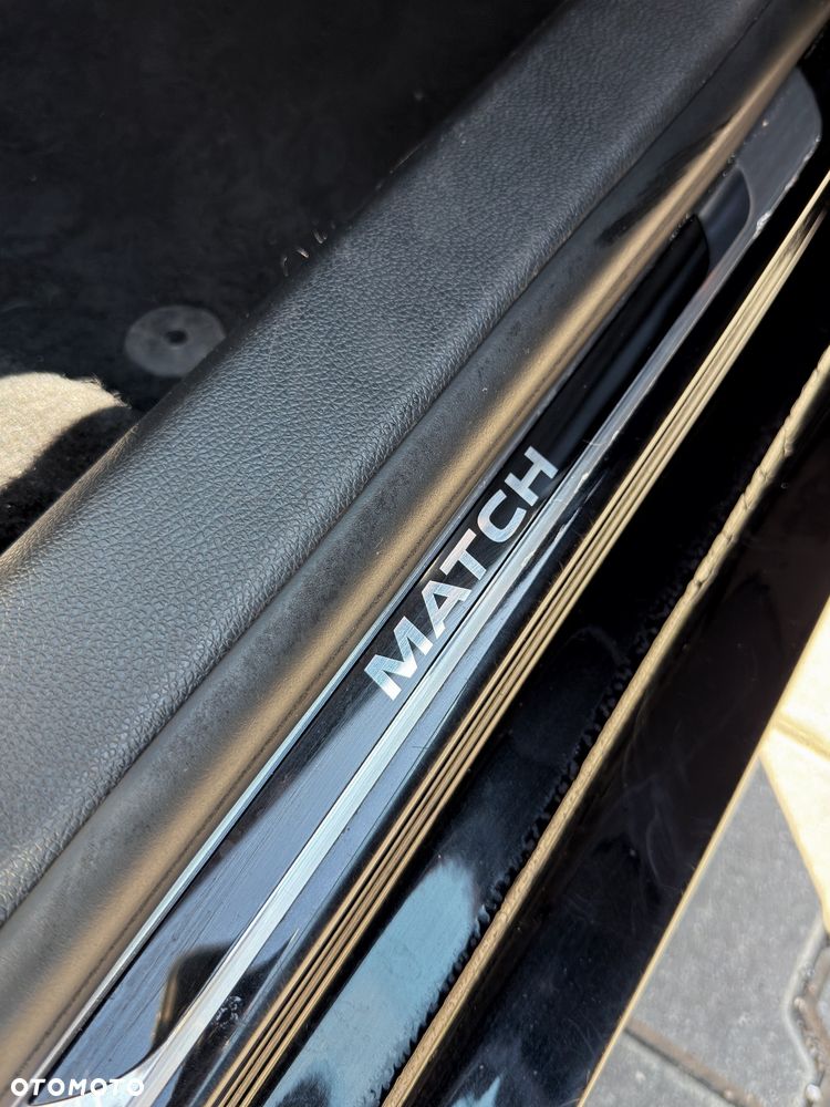 Volkswagen Golf 2.0 TDI DPF BlueMotion Technology DSG MATCH - 12