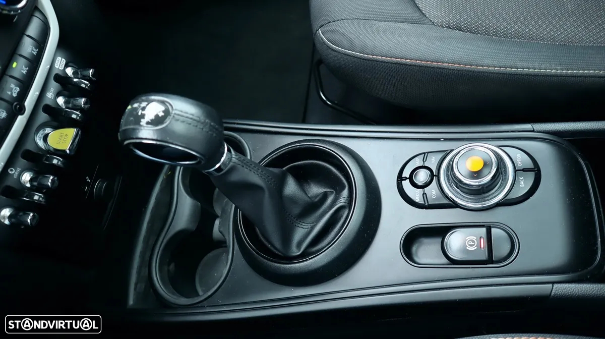 MINI Countryman Cooper SE ALL4 Auto - 40