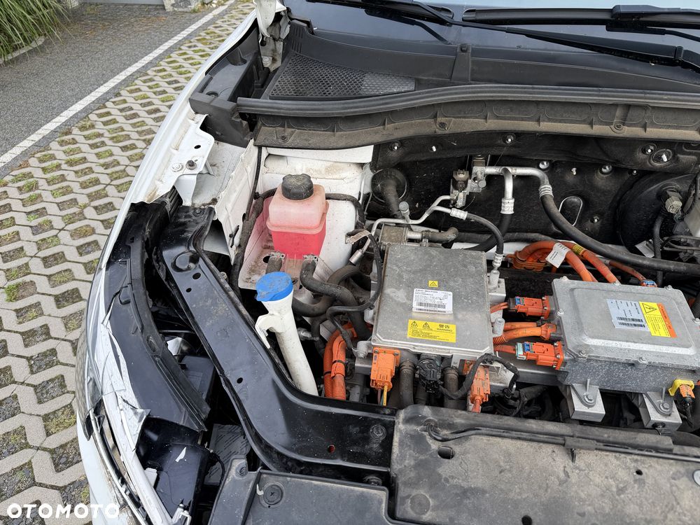 MG ZS Hybrid+ - 5