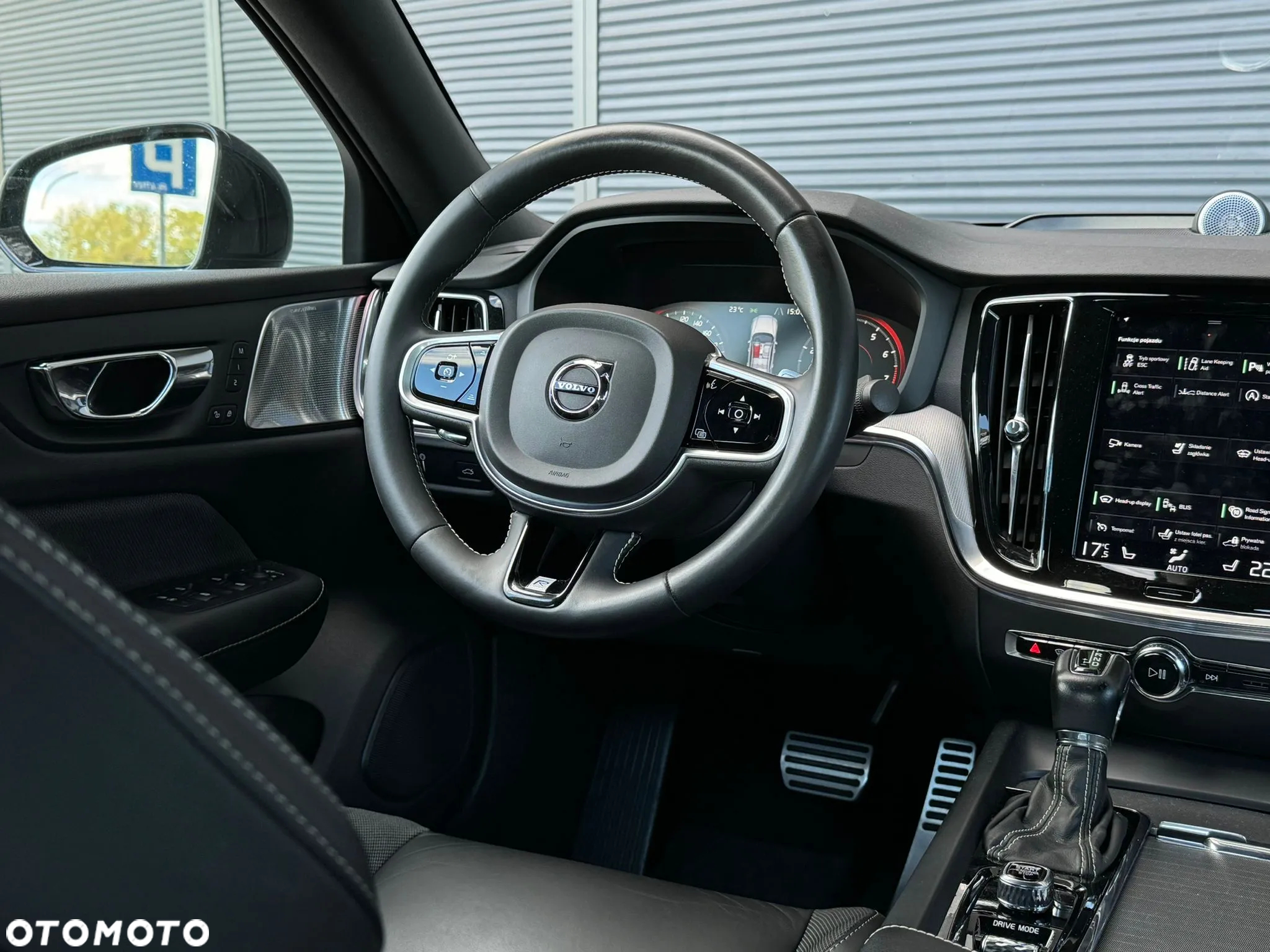 Volvo S60 T6 AWD R-Design - 12