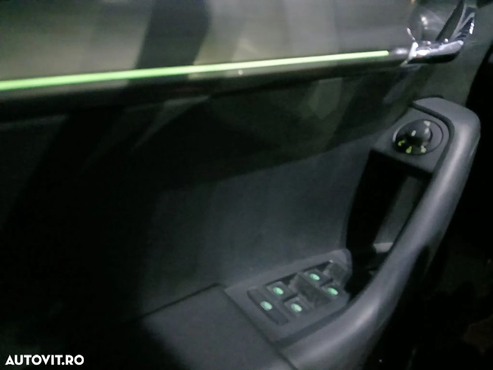 Skoda Octavia 2.0 TSI DSG Style - 17