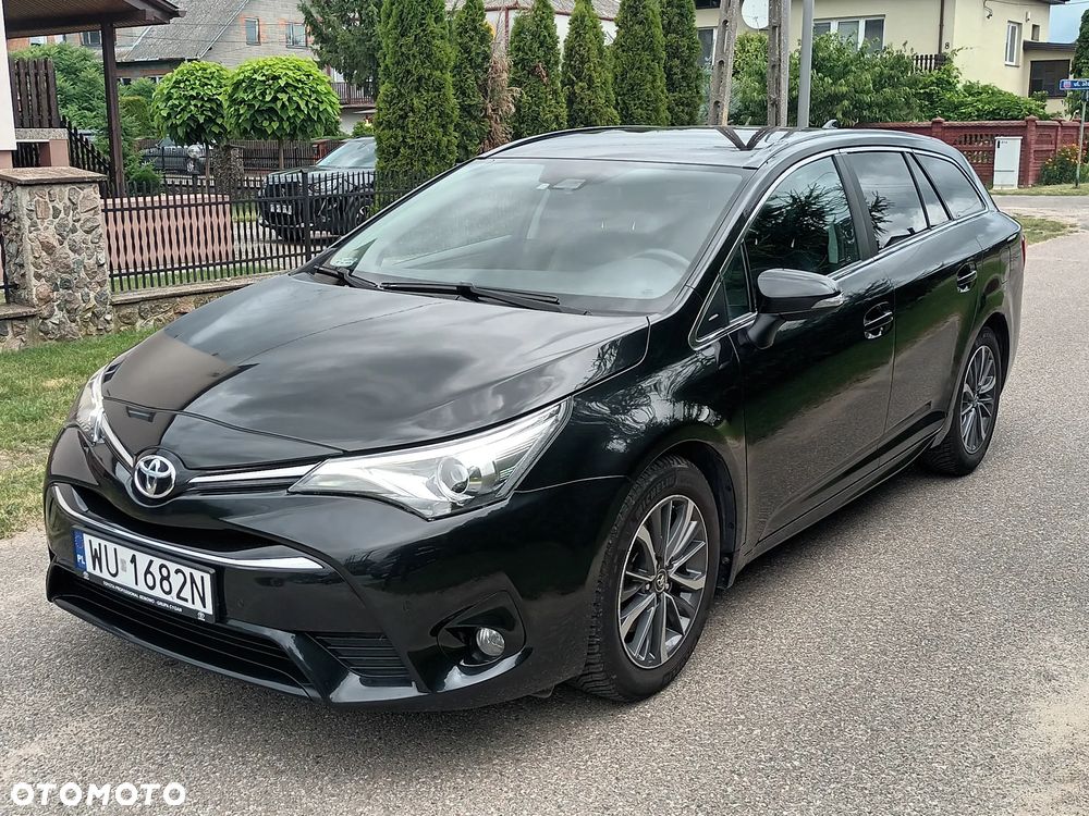 Toyota Avensis 2.0 D-4D Prestige - 4