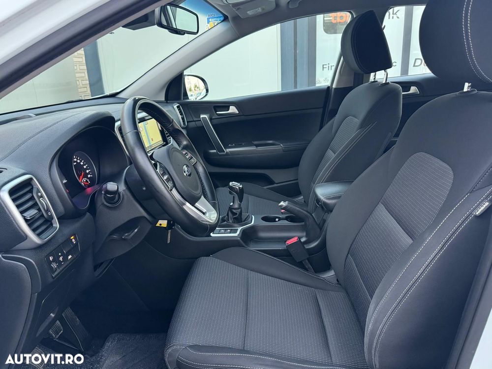Kia Sportage - 12