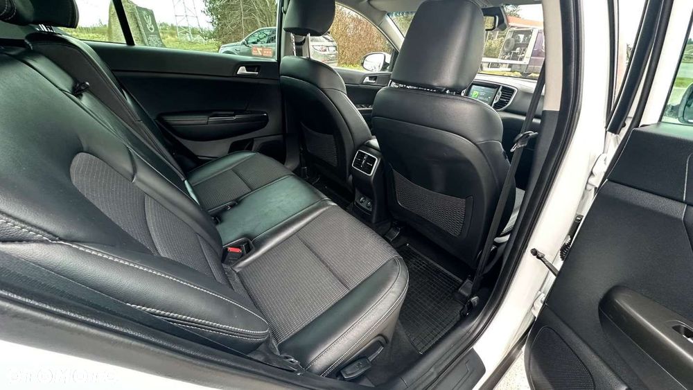 Kia Sportage 1.6 GDI L Business Line Plus 2WD - 17