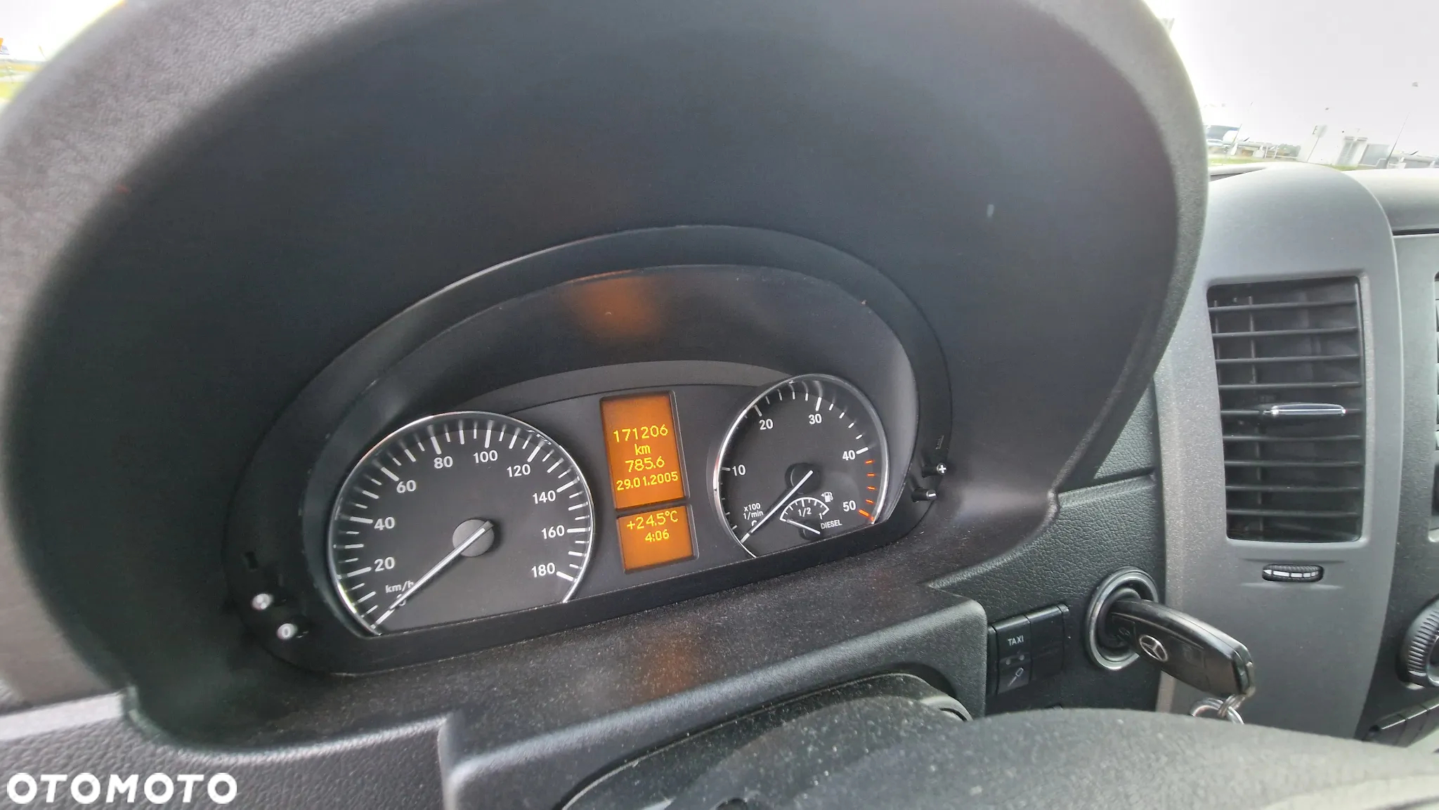 Mercedes-Benz Sprinter H2 L2 - 13