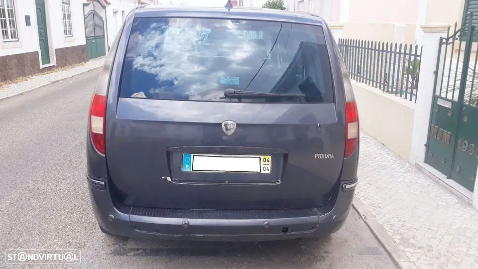 Lancia Phedra 2.2 JTD - 4