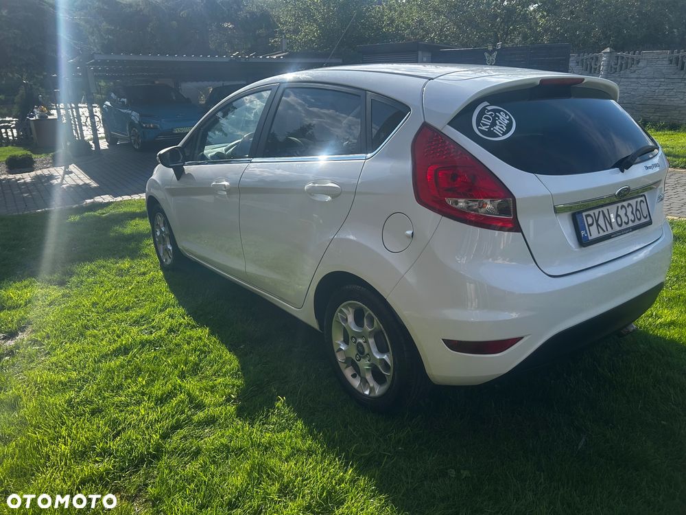 Ford Fiesta 1.6 TDCi Titanium - 14