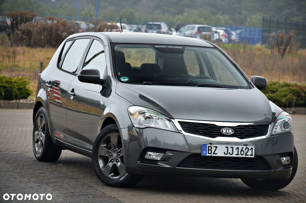Kia Ceed - 2