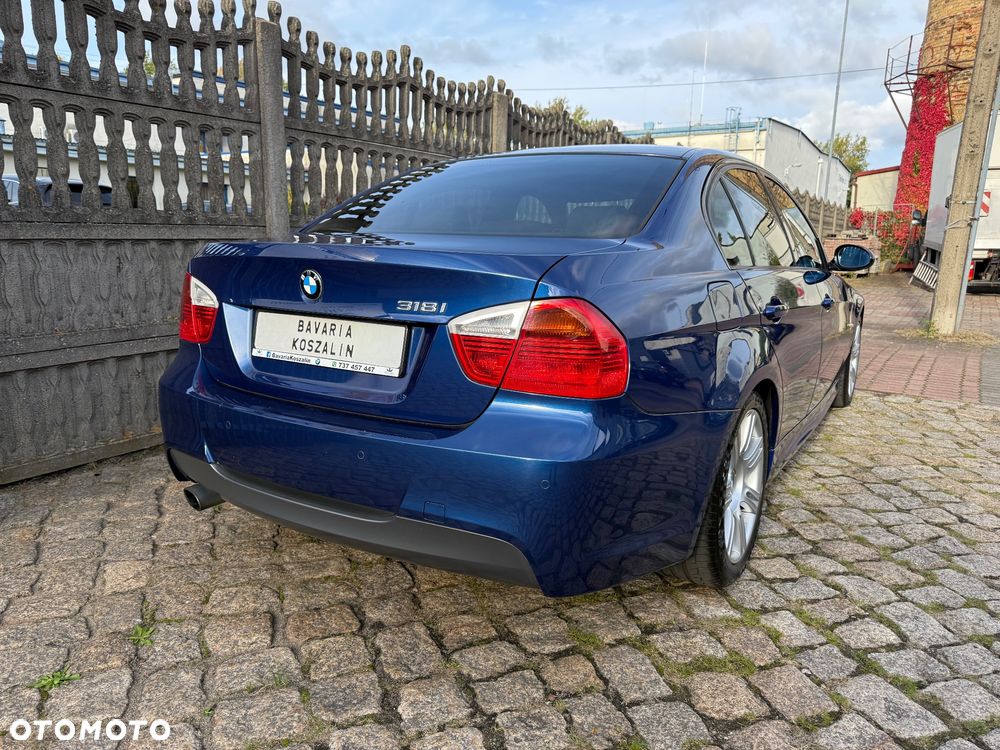BMW Seria 3 318i - 12