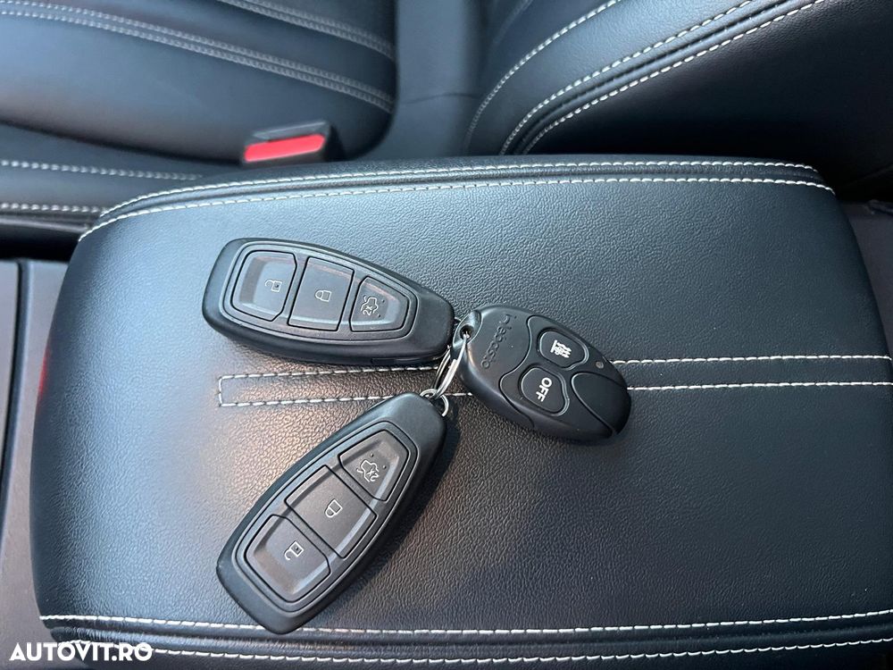 Ford Focus 2.0 EcoBlue Start-Stopp-System Aut. ACTIVE VIGNALE - 16