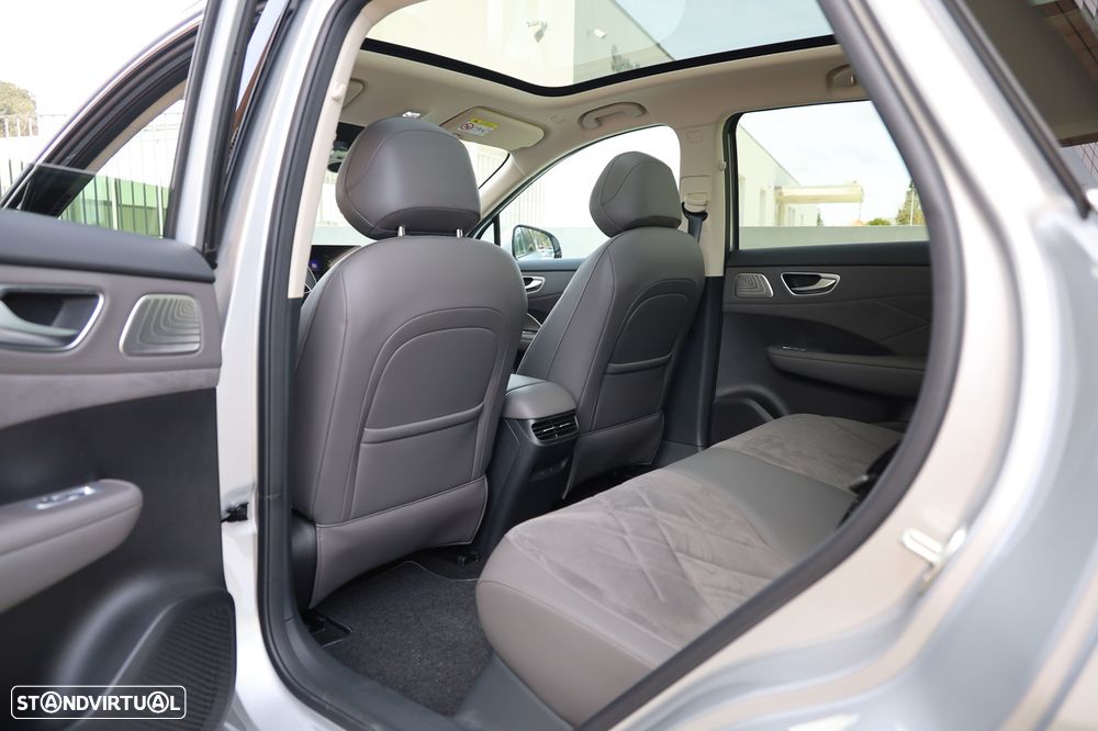 MG MGS6 EV 77 kWh Luxury - 12