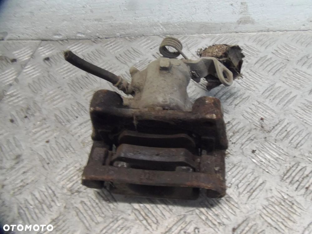 ZAFIRA A 2.0 DTI ZACISK PRAWY TYŁ - 3