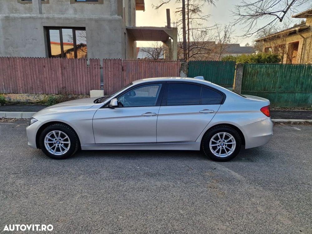 BMW Seria 3 318d GT Sport Line - 13