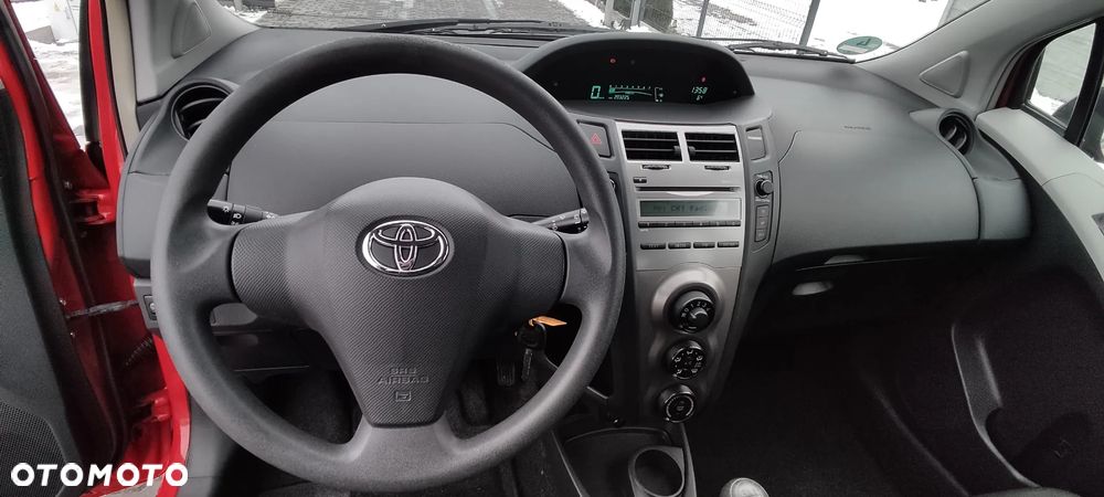 Toyota Yaris 1.33 VVT-i Life - 12