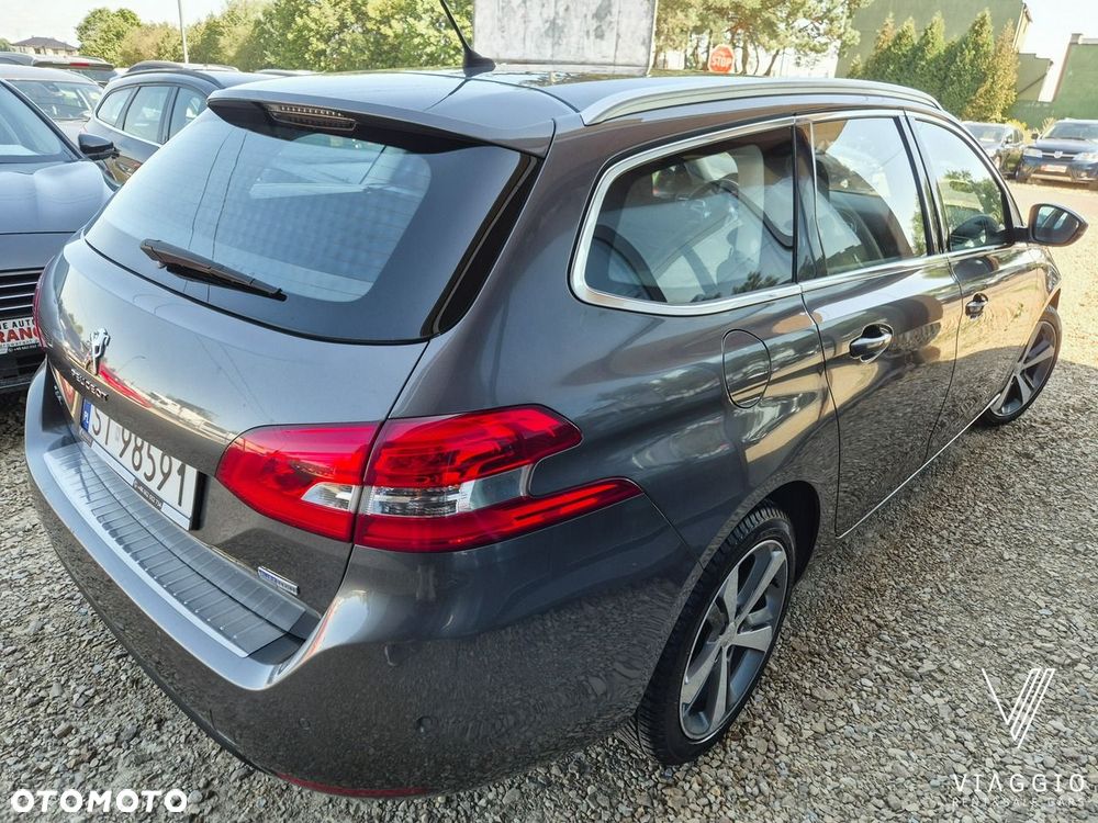 Peugeot 308 - 33