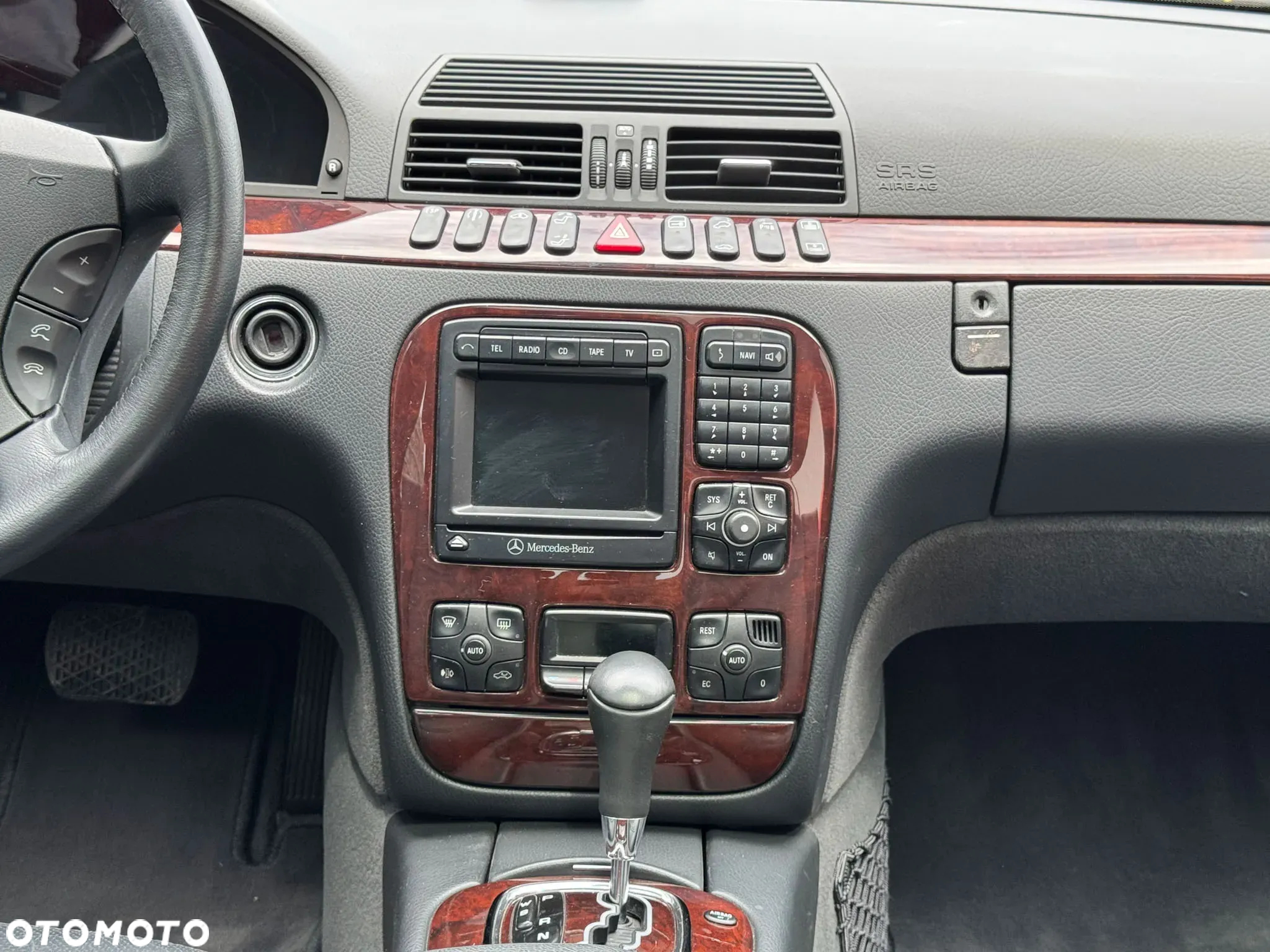 Mercedes-Benz Klasa E 320 4Matic Automatik Elegance - 26