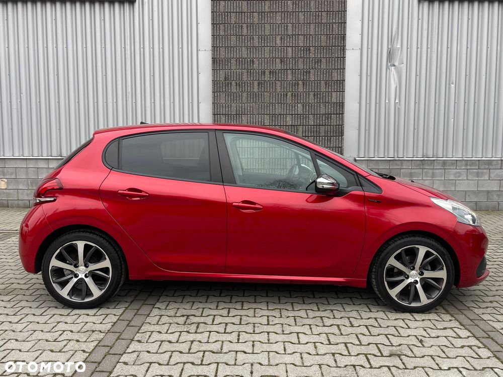 Peugeot 208 1.2 PureTech Allure - 5
