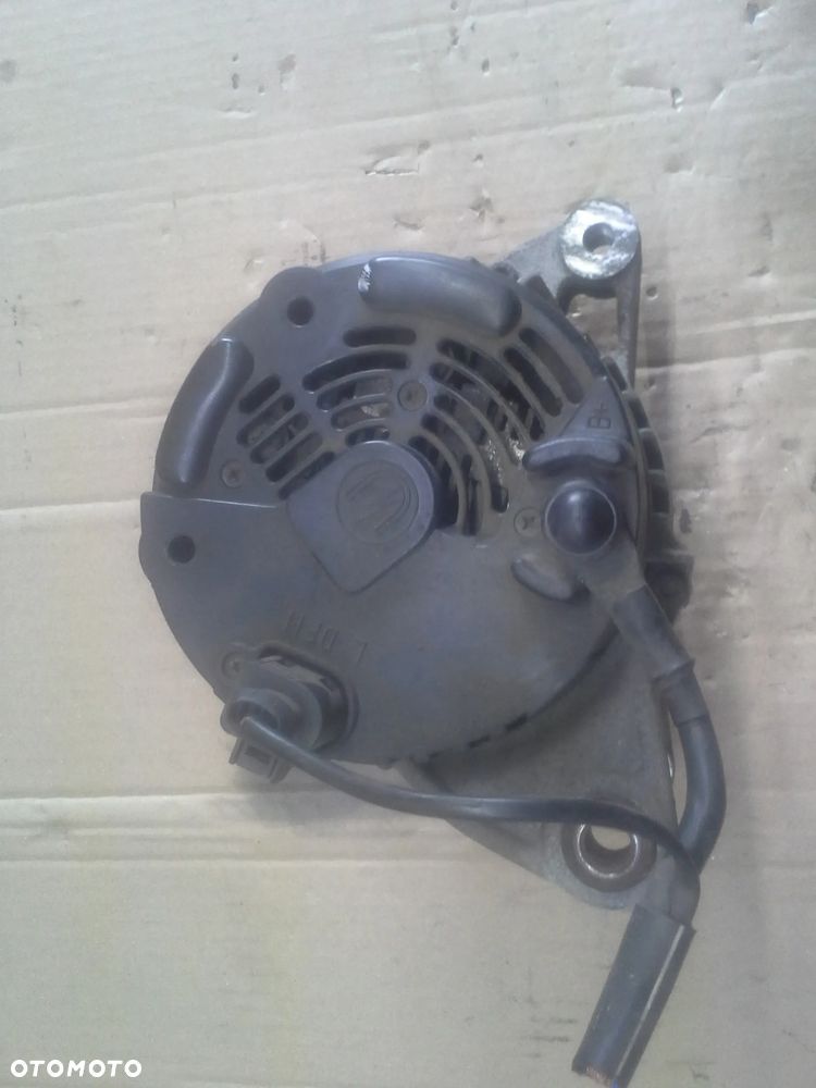 Skoda Fabia 1.4 MPi alternator 70A  047903017 - 9