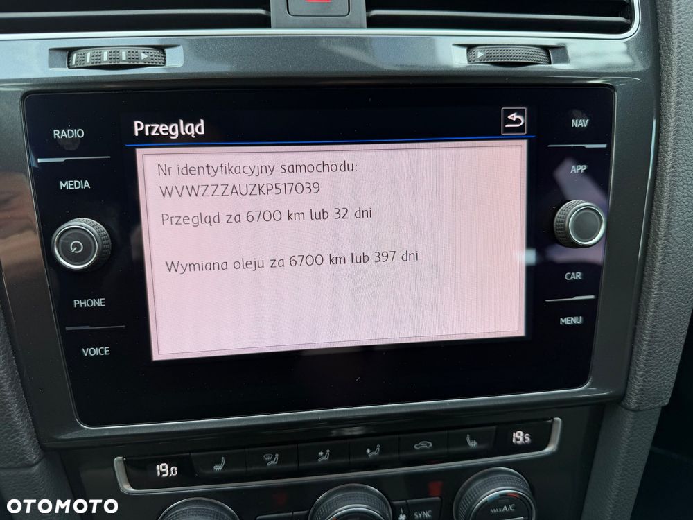 Volkswagen Golf 1.6 TDI BMT Highline - 19