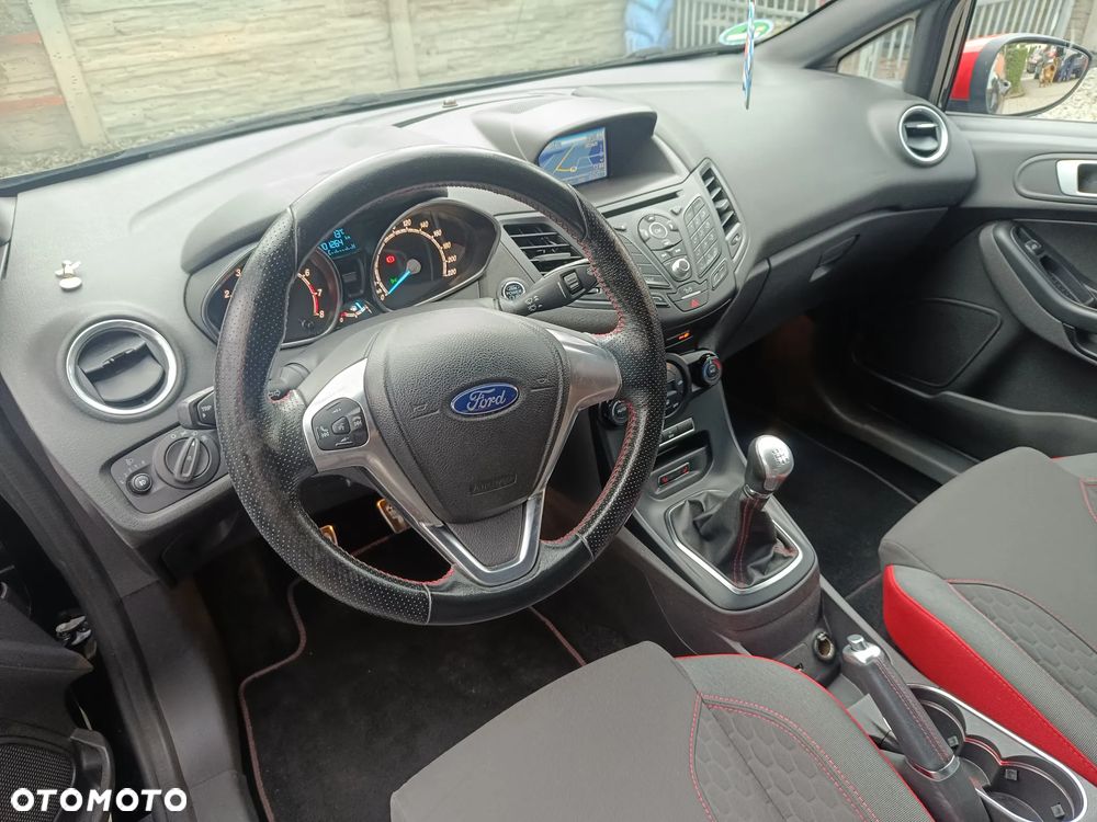 Ford Fiesta 1.0 EcoBoost ST-Line Red ASS - 18