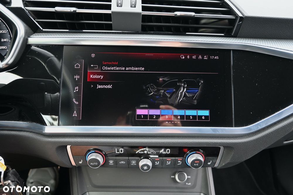 Audi Q3 35 TDI Quattro S tronic S line - 33
