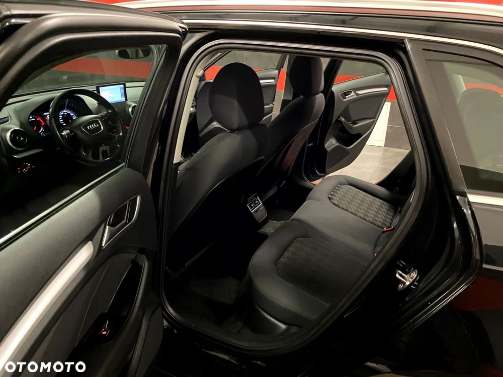 Audi A3 Sportback 1.6 TDI clean diesel Ambiente - 23