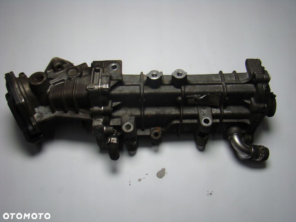 chłodniczka zawór egr canter fuso 3.0 eu 5 504317815 504317810 a2c53299784 - 1