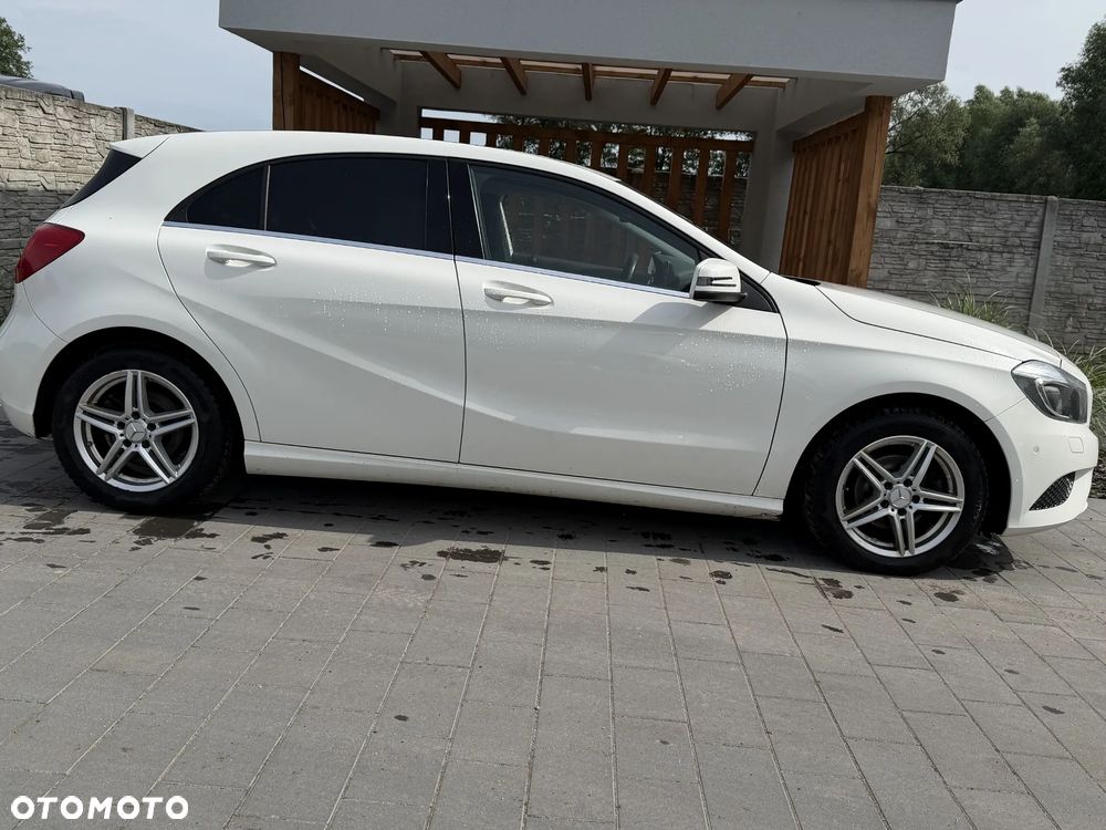 Mercedes-Benz Klasa A 180 d BlueEFFICIENCY Edition Style - 9
