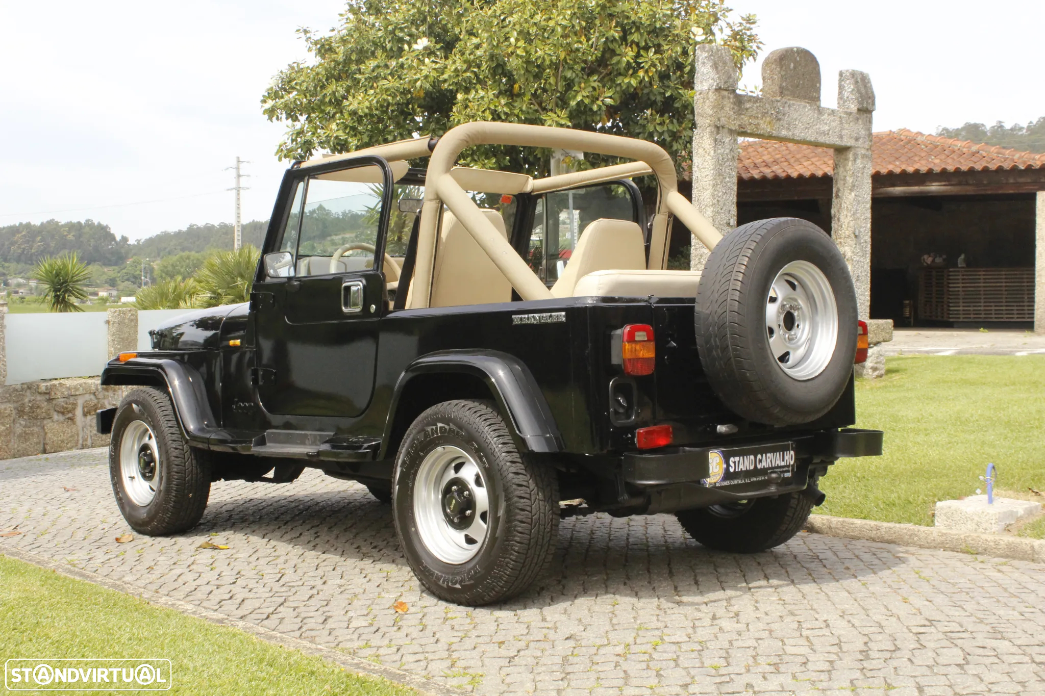 Jeep Wrangler - 34