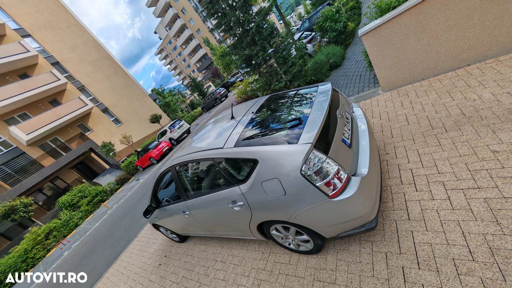 Toyota Prius (Hybrid) Luna - 8