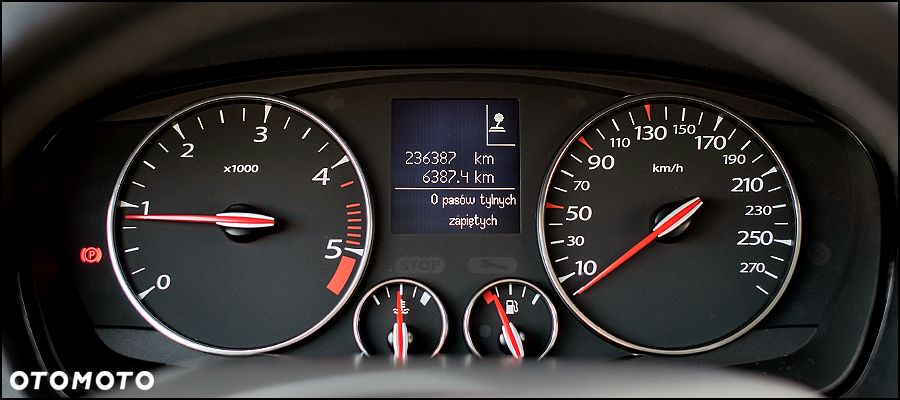 Renault Laguna dCi 110 FAP Sportway - 21