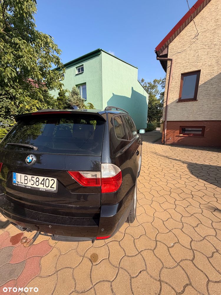 BMW X3 2.0d - 8
