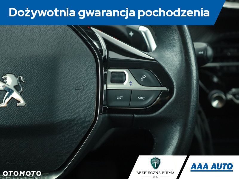 Peugeot 2008 - 21