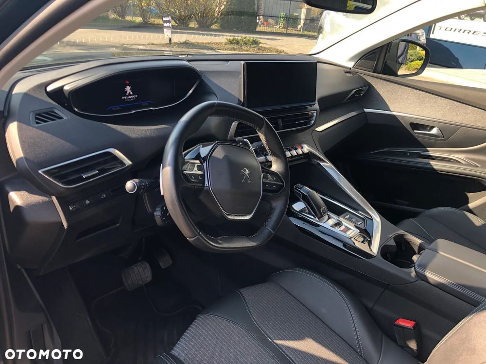 Peugeot 3008 1.2 PureTech Allure S&S EAT8 - 8