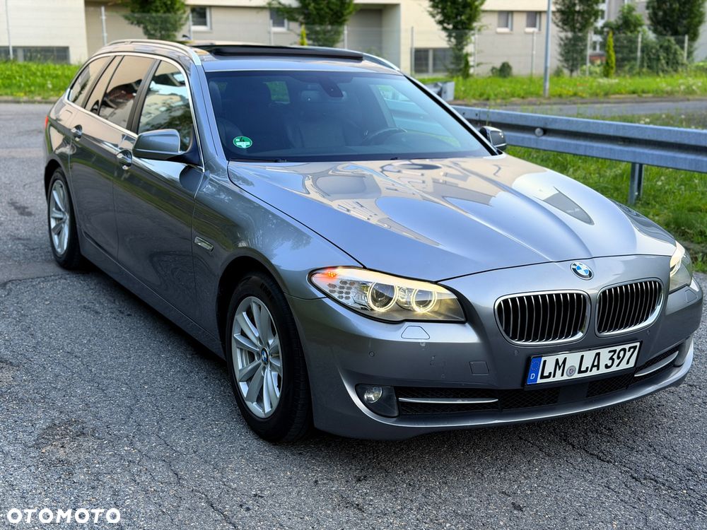 BMW Seria 5 520d Sport-Aut - 25