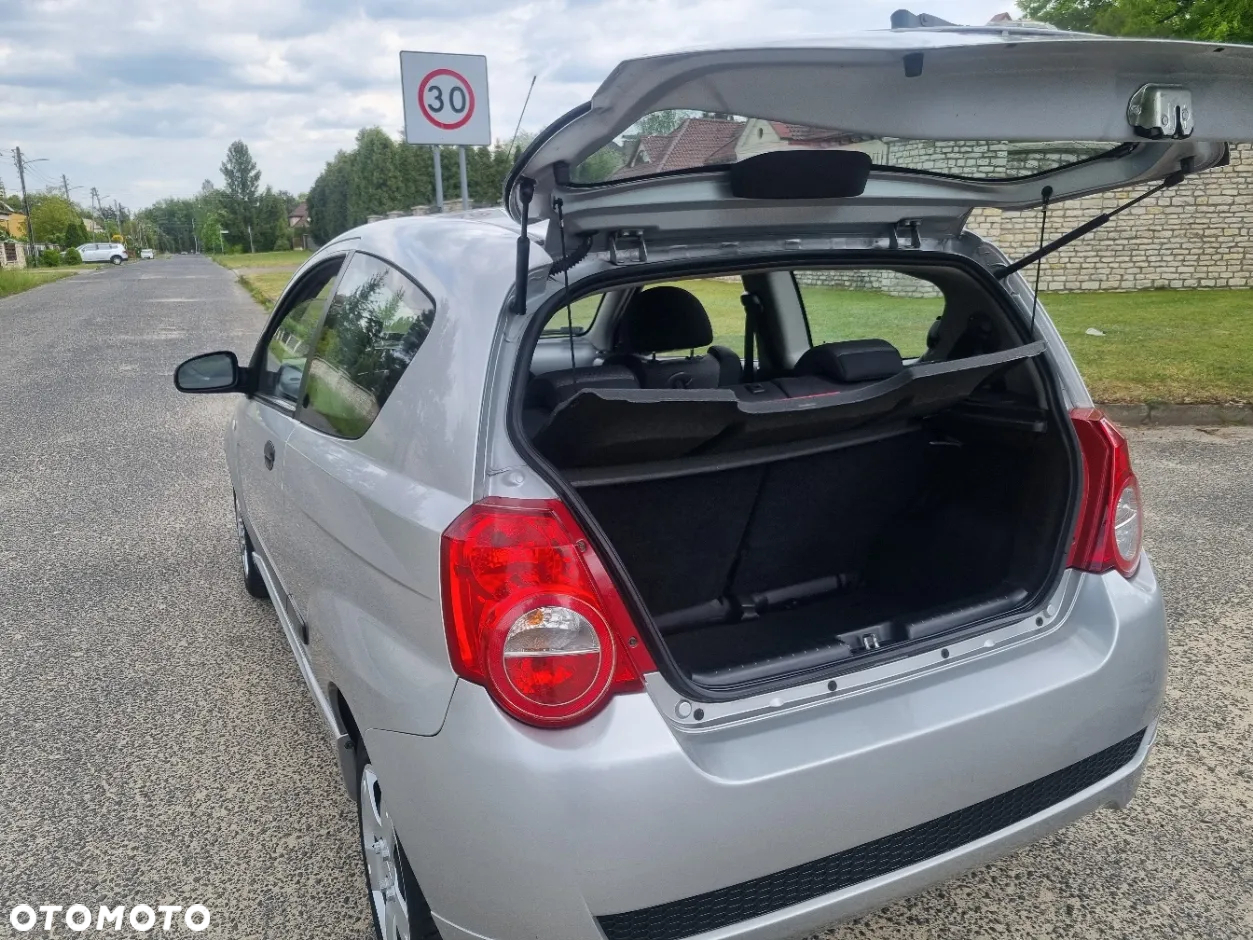 Chevrolet Aveo 1.2 16V LS - 19