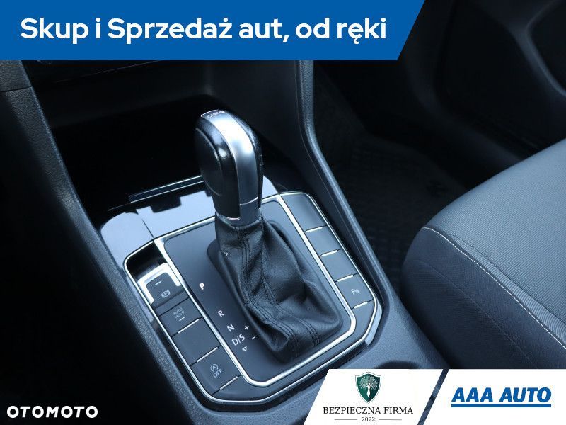 Volkswagen Golf Sportsvan - 14