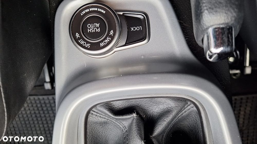 Suzuki Vitara 1.6 (4x4) Allgrip Comfort+ - 13