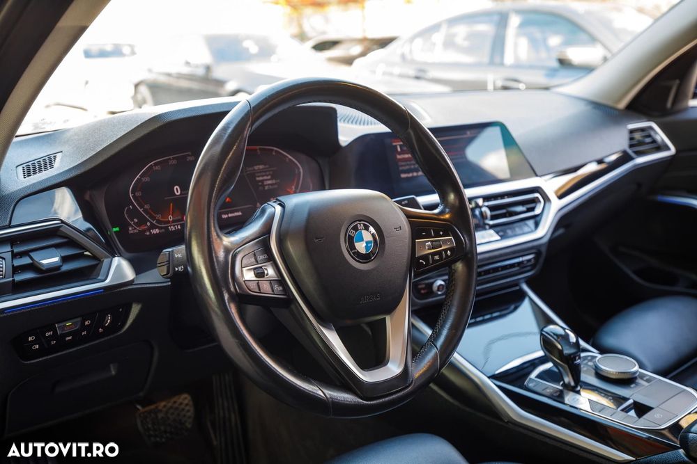 BMW Seria 3 320d Aut. - 16