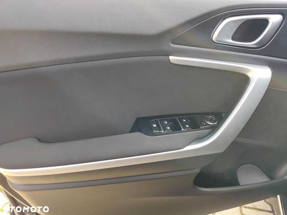 Kia XCeed 1.5 T-GDI M - 21