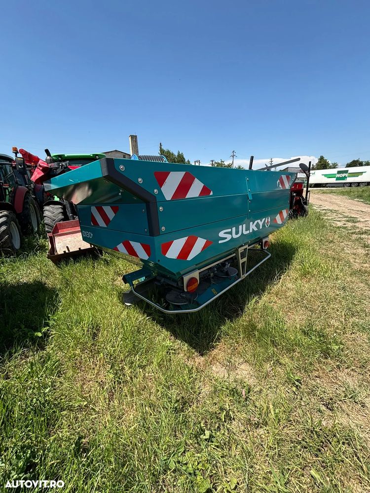 Sulky Masina fertilizat DX 30+ Special W-Control - 2