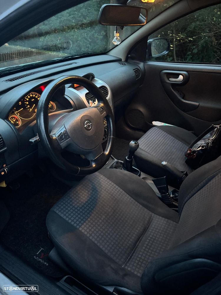 Opel Corsa 1.3 CDTi Essentia - 3