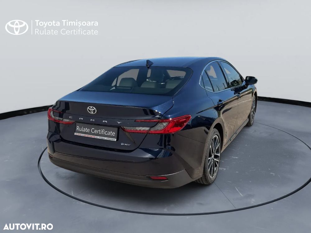 Toyota Camry 2.5 Exclusive - 3