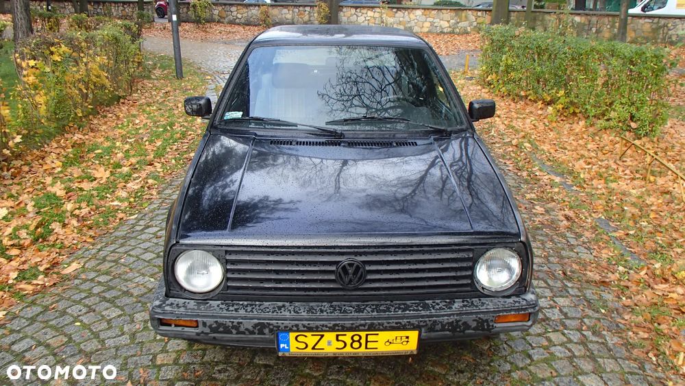 Volkswagen Golf 1.3 - 7