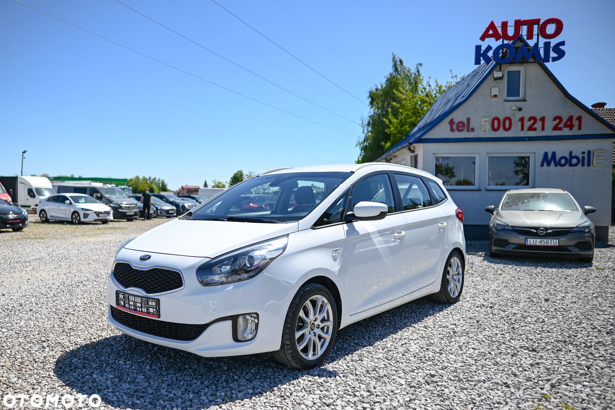 Kia Carens - 7