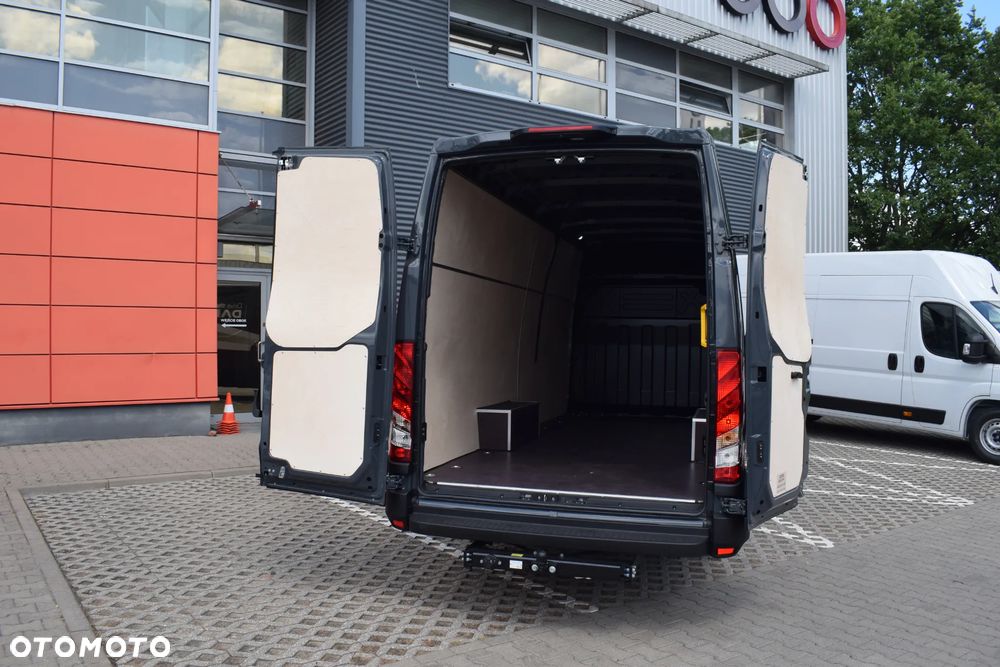 Iveco W CENIE PRZEGLĄDY EKSPOATACYJNE 4 LATA lub 300 000 km !!! - 35S18HA8V - 18